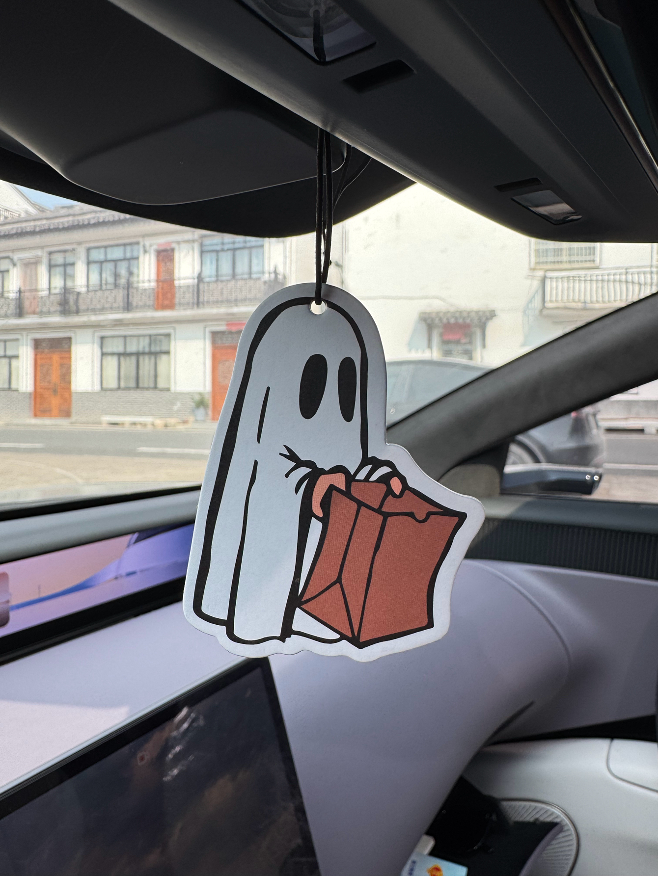 Home Fragrance Use - Ghost/Hilton Fresh Scent Five-Star Neutral Car