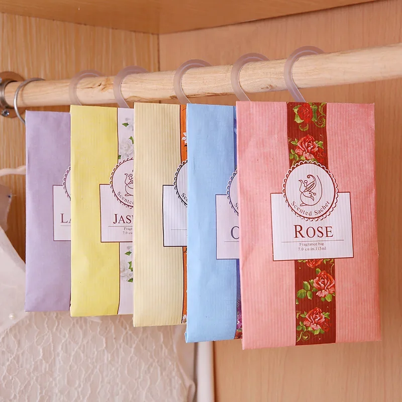 Wardrobe Sachet 5Pcs Car Air F - Home Fragrance Units recensione e prezzo
